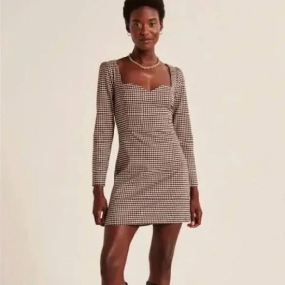 Abercrombie & Fitch Dresses & Skirts - Abercrombie & Fitch Black and White Checkered Mini Dress